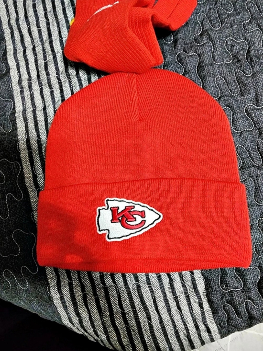 NFL Kansas City Chiefs Red & Yellow NWT
